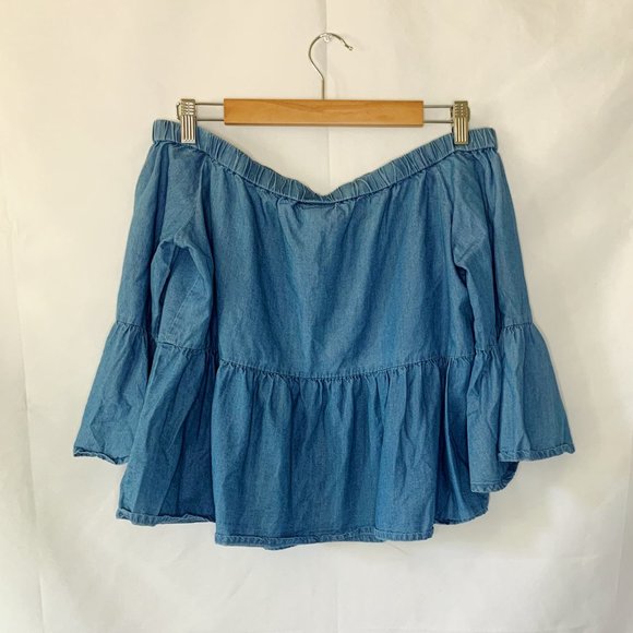 A.N.A. Denim Off the Shoulder Top Size Small - Picture 7 of 7